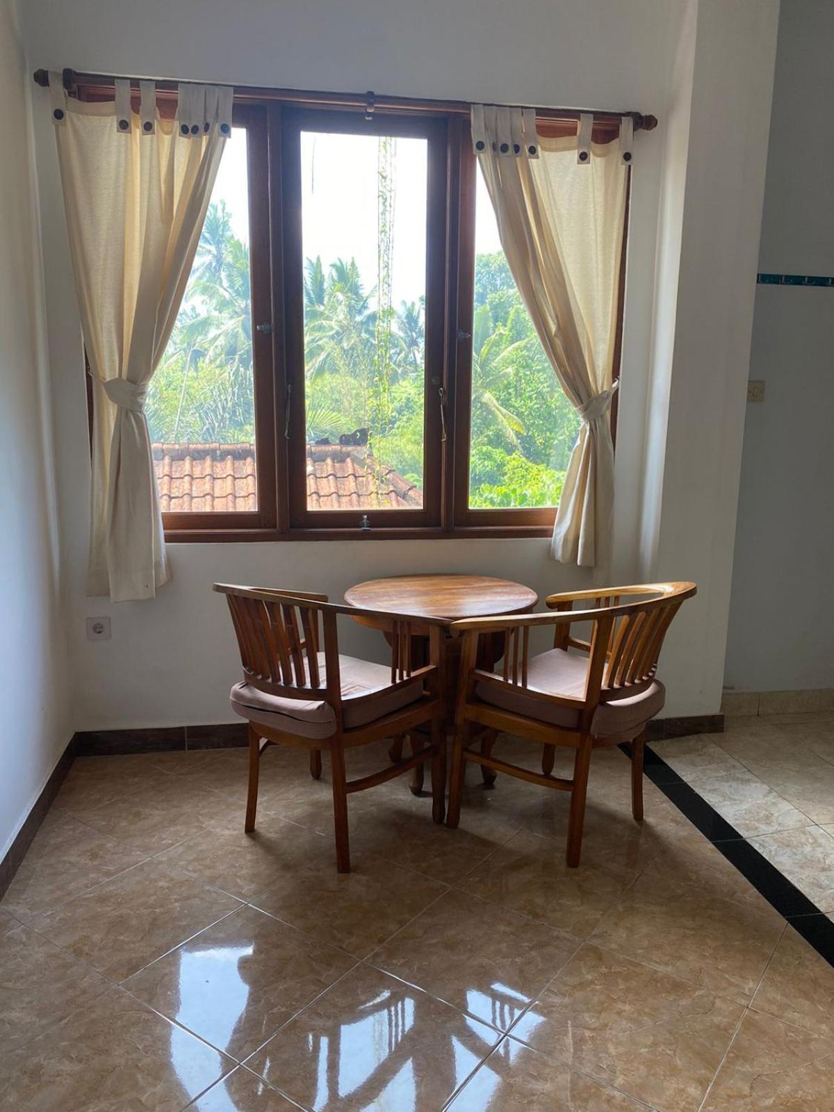 Ogek Home Stay أوبود الغرفة الصورة